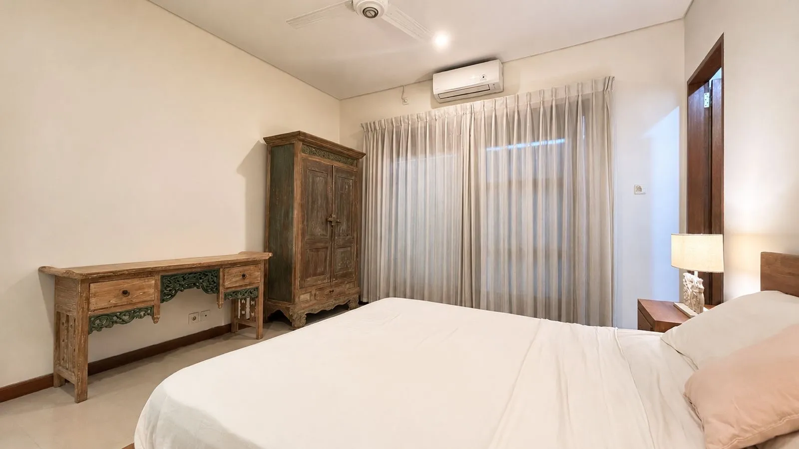 4-Bedroom Villa | Batu Bolong, Canggu, photo 2