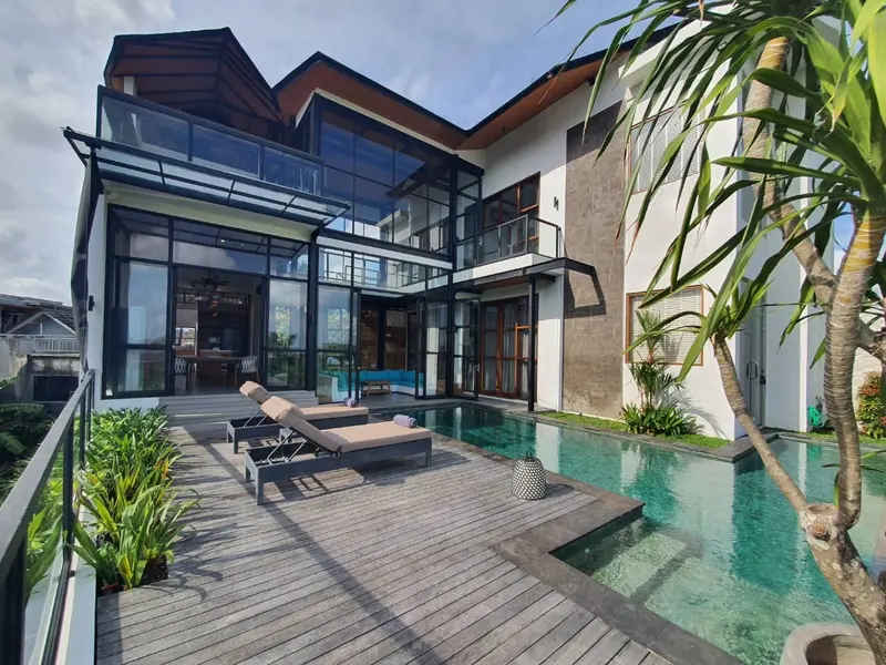 4-Bedroom Villa