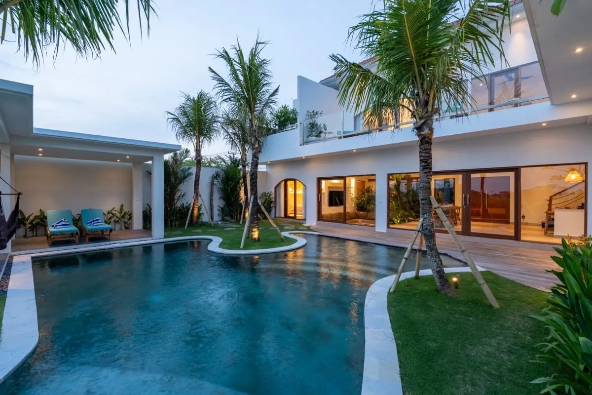 4-Bedroom Villa | Nyanyi, photo 2