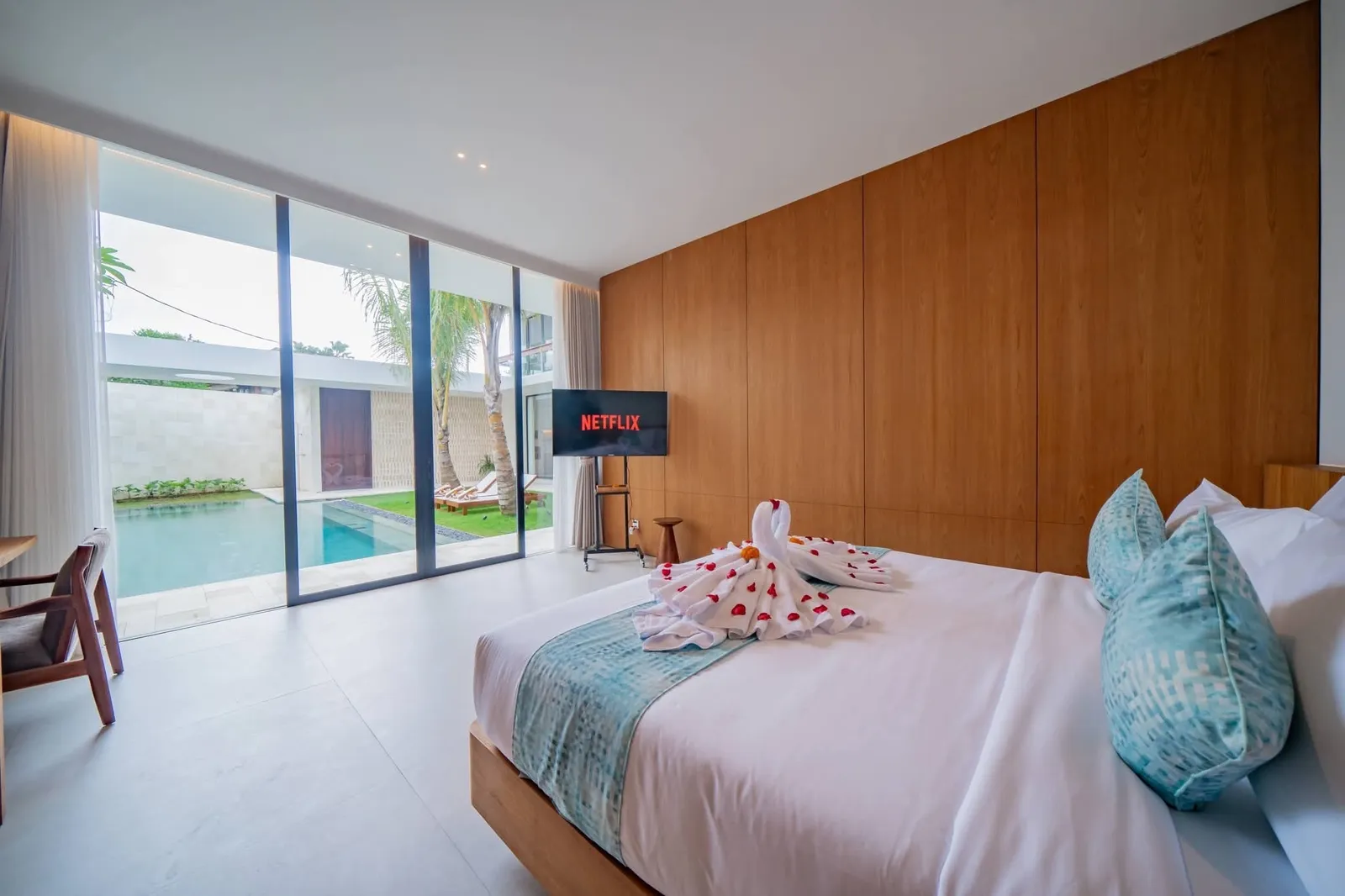 4-Bedroom Villa | Pererenan, photo 9