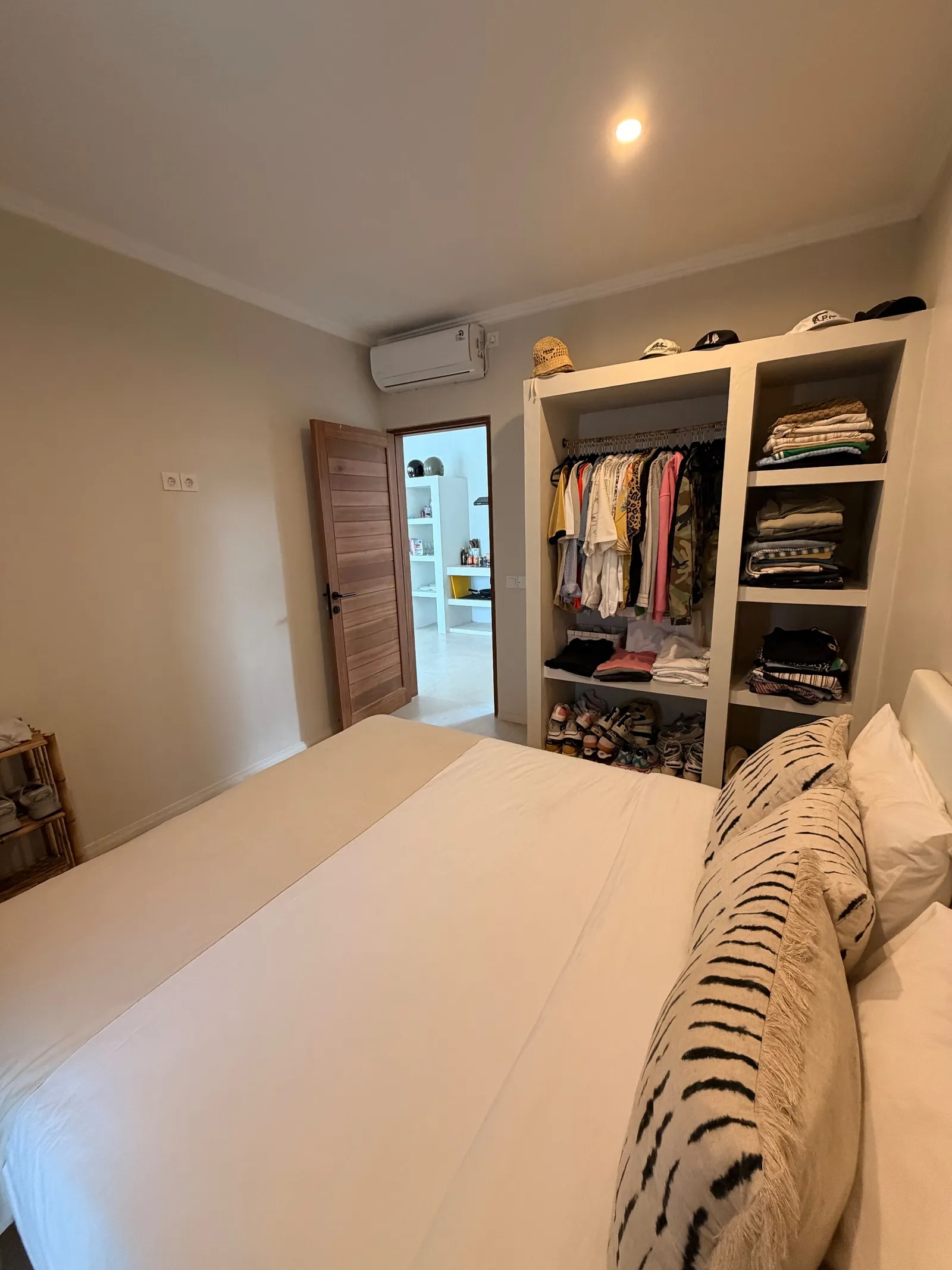 1-Bedroom Apartment, photo 6