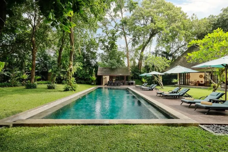 6-Bedroom Estate, photo 2